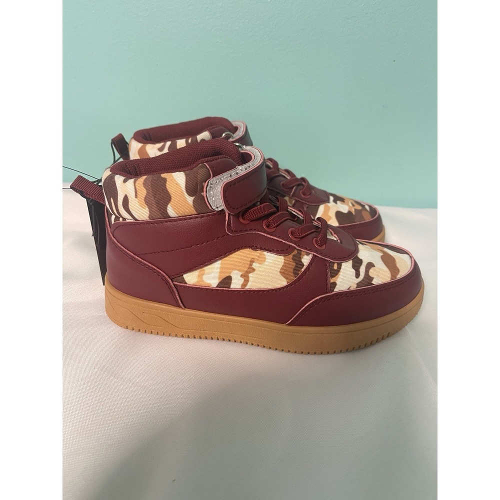 Burgandy Camo Print‎ High Top Kids Size 13